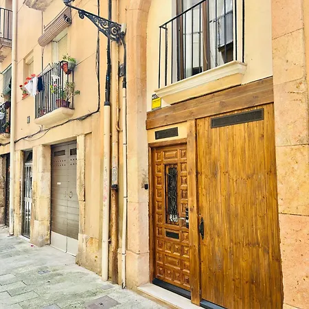 Trinquet Vell Historic Center Largas Tarragona