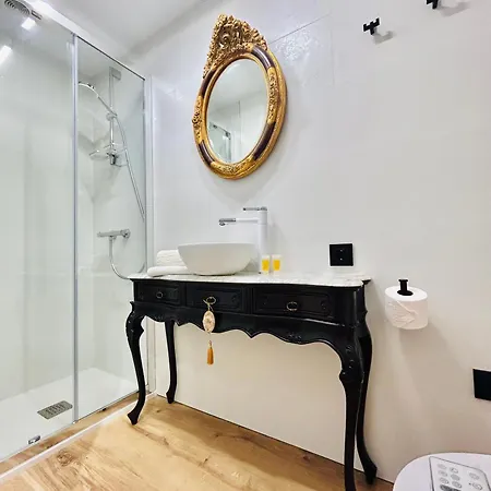 Trinquet Vell Historic Center Largas Apartment Tarragona